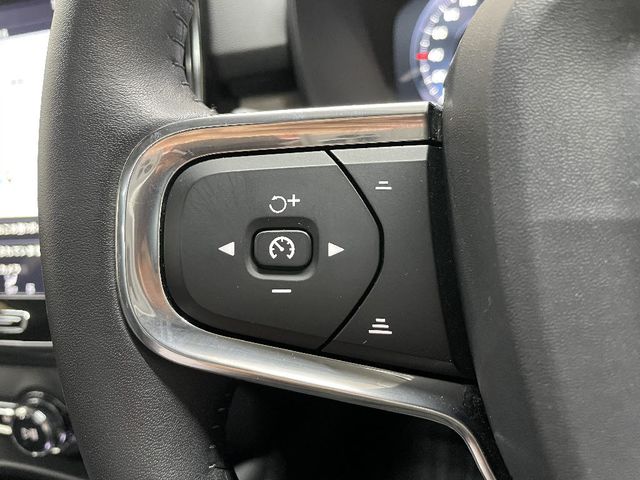 VOLVO VOLVO XC40 2018