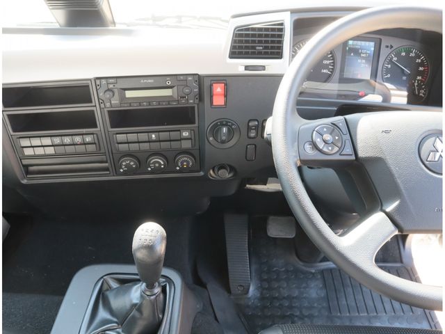 MITSUBISHI FUSOU FIGHTER 2023