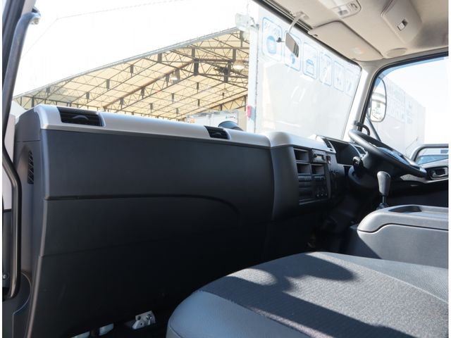 MITSUBISHI FUSOU FIGHTER 2023