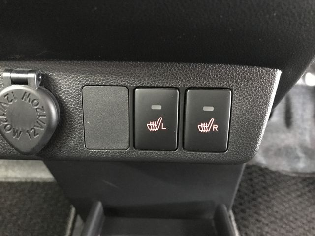 TOYOTA PIXIS EPOCH 2020