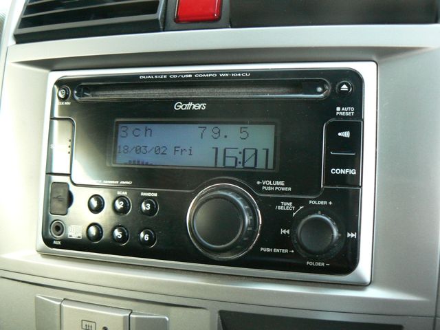 HONDA ZEST SPARK 2011