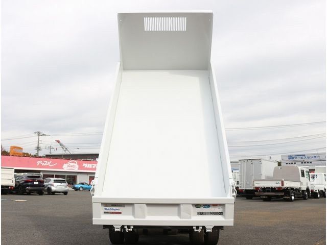 MITSUBISHI CANTER 2019