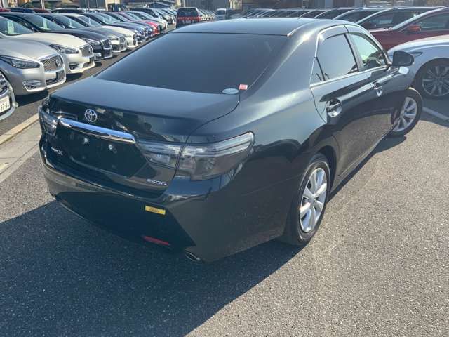 TOYOTA MARK X 2017