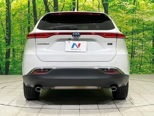 TOYOTA HARRIER HYBRID 2023