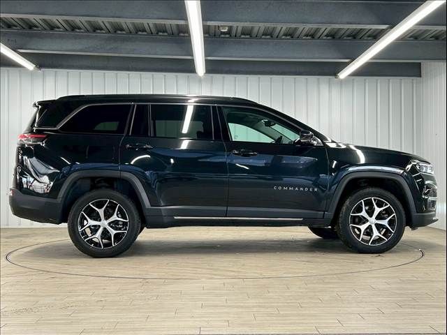 JEEP JEEP COMMANDER 2023