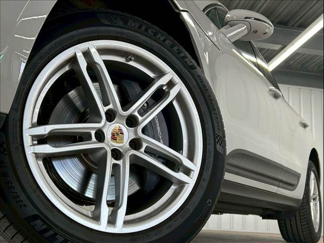 PORSCHE PORSCHE Macan 2022