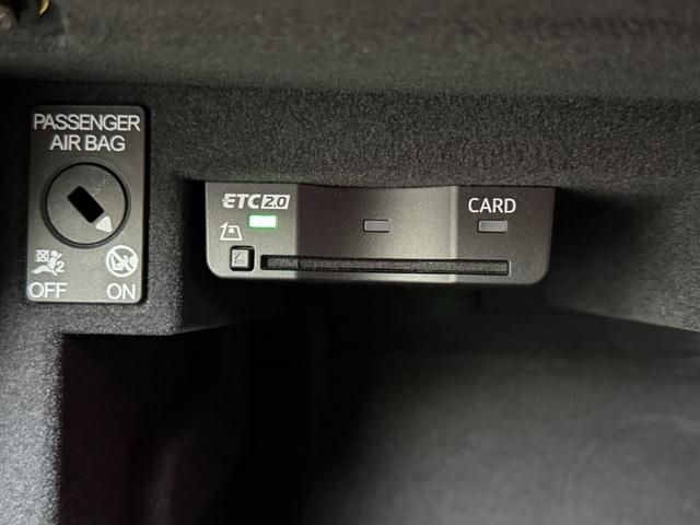 AUDI AUDI RS6 AVANT 2021