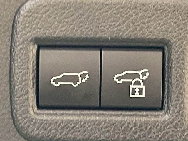 TOYOTA HARRIER 2WD 2023