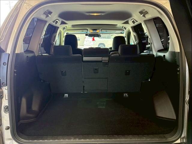 TOYOTA LANDCRUISER PRADO 2018