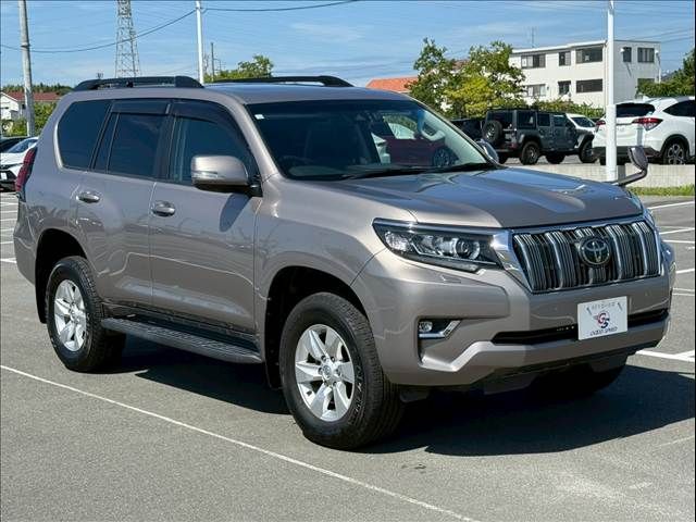 TOYOTA LANDCRUISER PRADO 2018