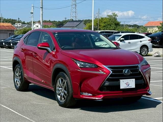 TOYOTA LEXUS NX300h 2015