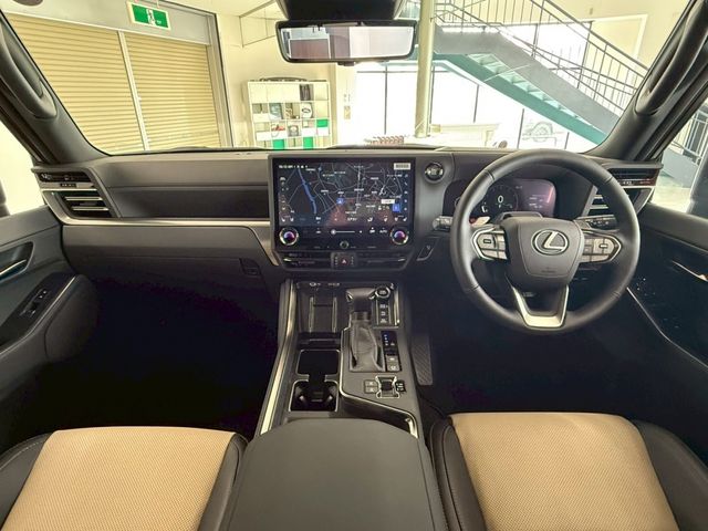 TOYOTA LEXUS GX550 2025