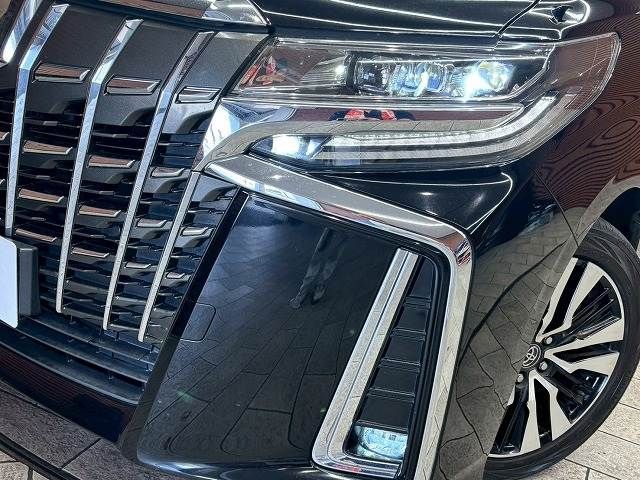 TOYOTA ALPHARD 2018