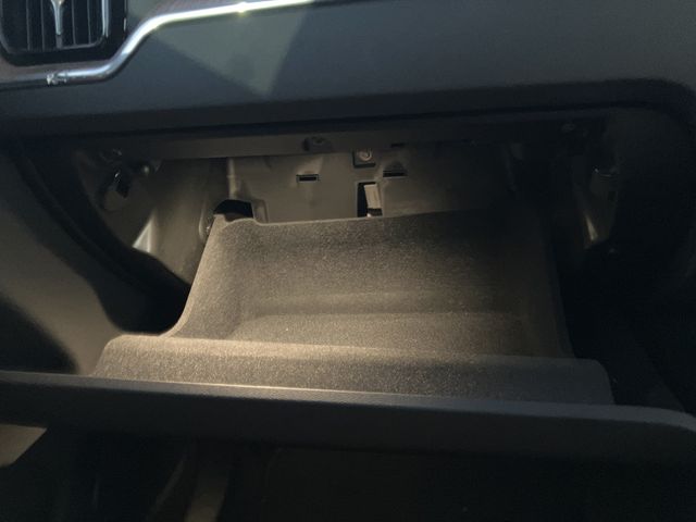 VOLVO VOLVO XC60 2023