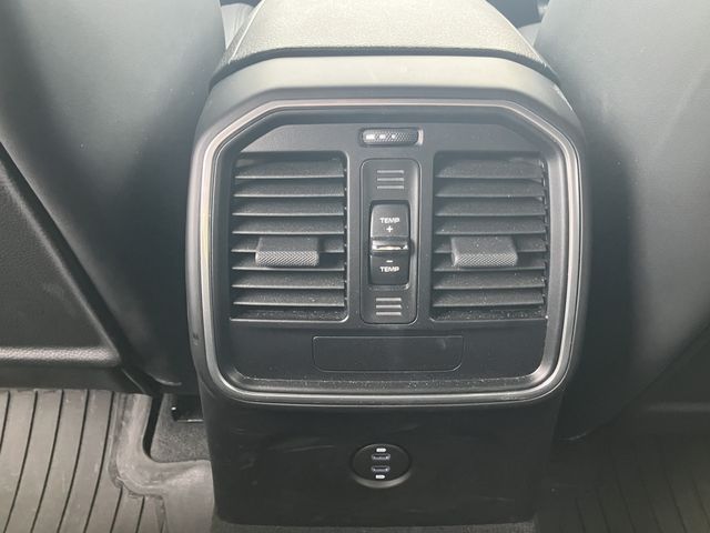 PORSCHE PORSCHE Macan 2023