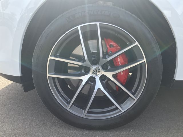 PORSCHE PORSCHE Macan 2023