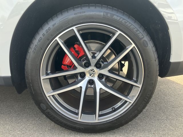 PORSCHE PORSCHE Macan 2023