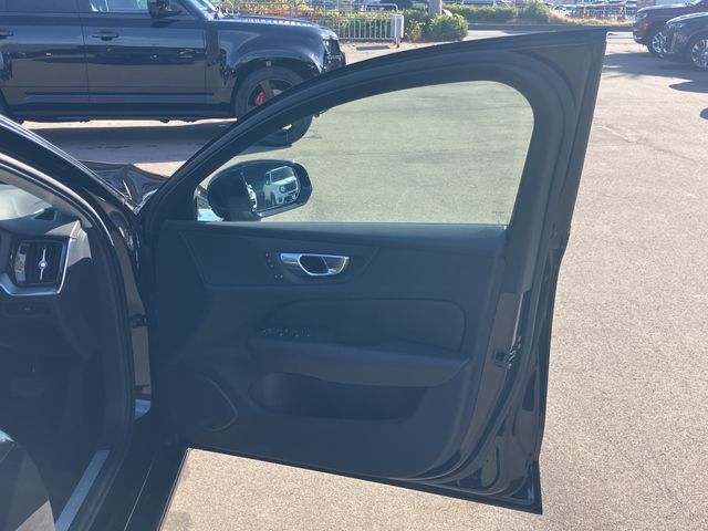 VOLVO VOLVO V60 2024