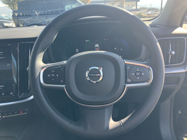 VOLVO VOLVO V60 2024