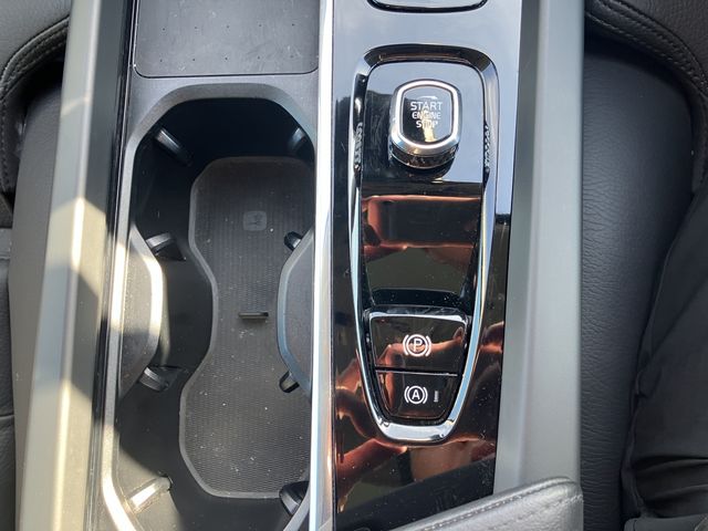 VOLVO VOLVO V60 2024