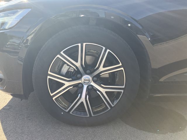 VOLVO VOLVO V60 2024