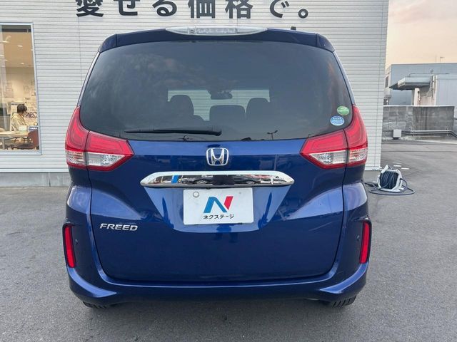 HONDA FREED 2019
