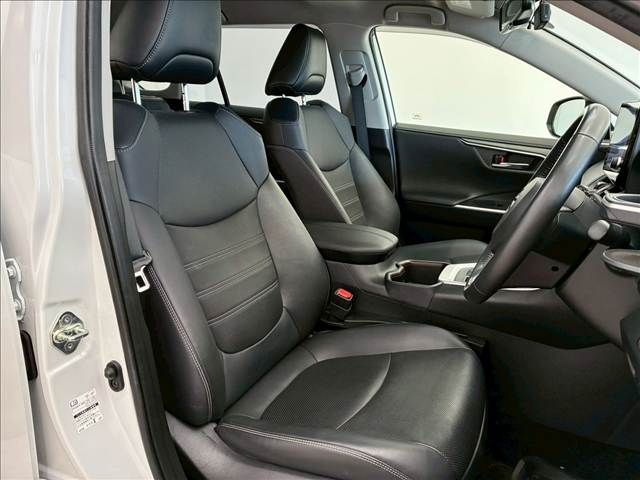 TOYOTA RAV4 4WD 2023