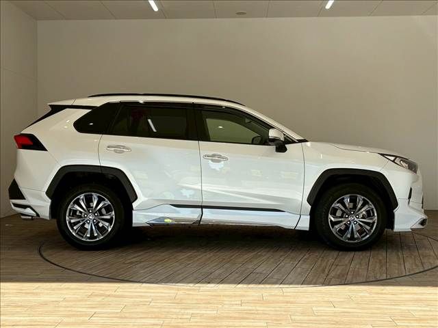 TOYOTA RAV4 4WD 2023