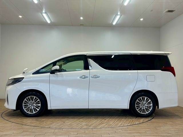 TOYOTA ALPHARD 2018