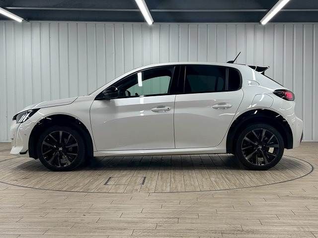 PEUGEOT PEUGEOT 208 2021