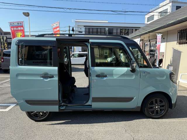 SUZUKI Spacia GEAR 2022