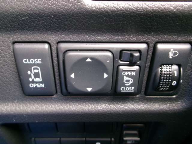 NISSAN NV350 CARAVAN 2025