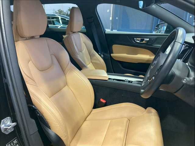 VOLVO VOLVO V60 2019