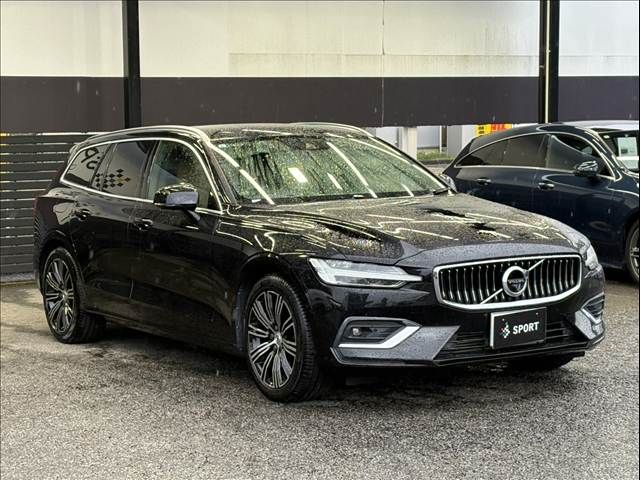 VOLVO VOLVO V60 2019