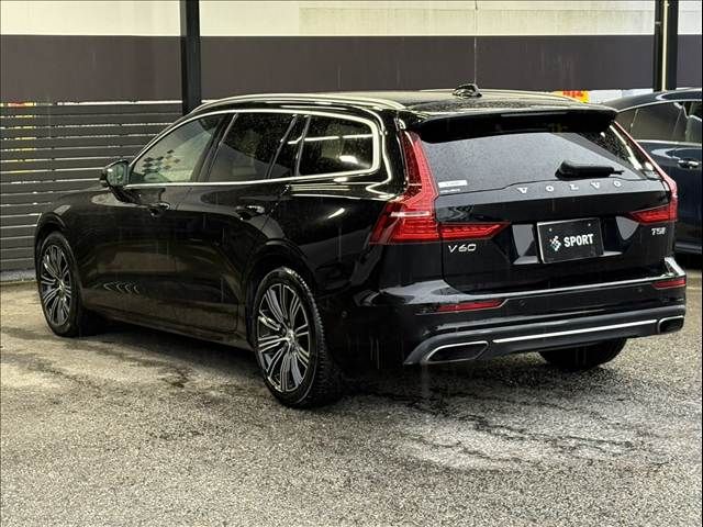 VOLVO VOLVO V60 2019