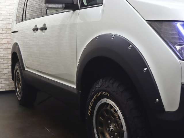 MITSUBISHI DELICA D:5 4WD 2011