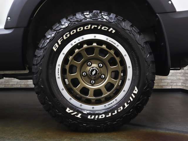 MITSUBISHI DELICA D:5 4WD 2011