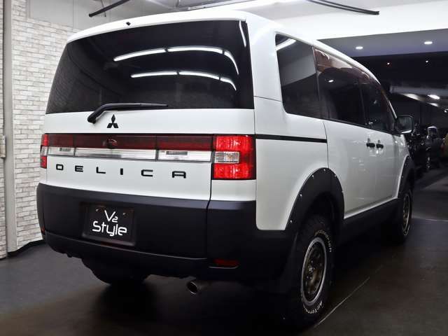 MITSUBISHI DELICA D:5 4WD 2011
