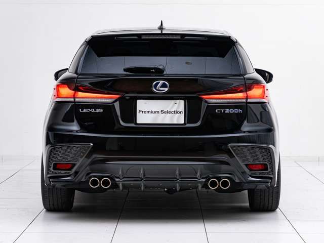 TOYOTA LEXUS CT200h 2021