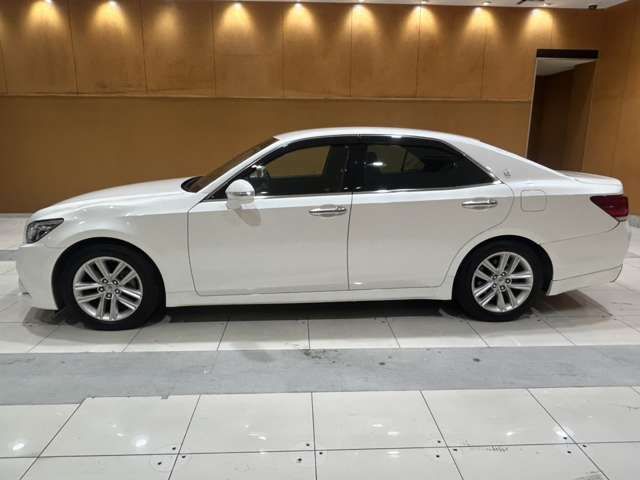 TOYOTA CROWN sedan 2014