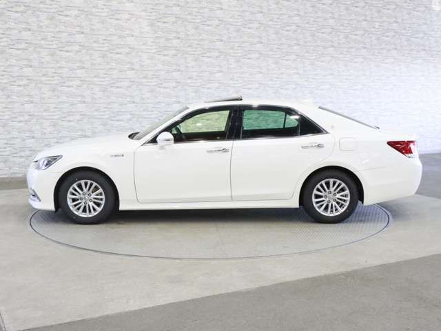 TOYOTA CROWN sedan hybrid 2017