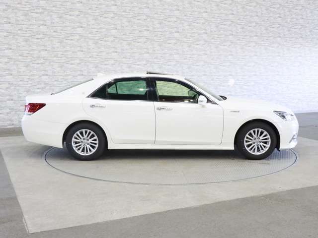 TOYOTA CROWN sedan hybrid 2017