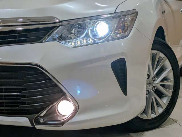 TOYOTA CAMRY HYBRID 2015