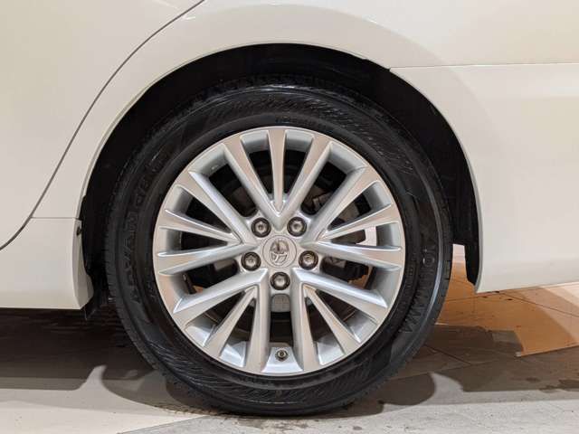 TOYOTA CAMRY HYBRID 2015