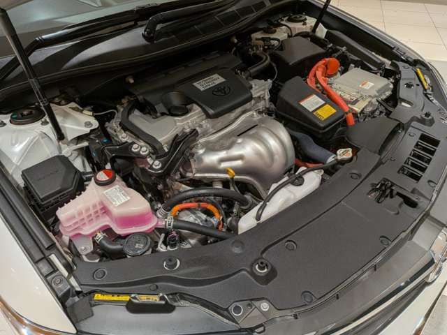 TOYOTA CAMRY HYBRID 2015