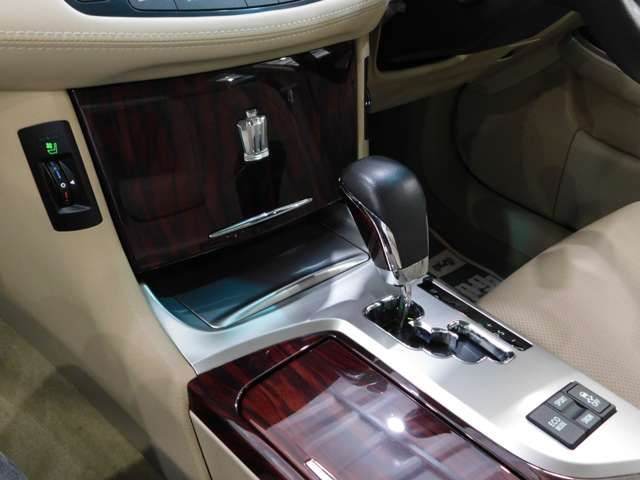 TOYOTA CROWN sedan 2012