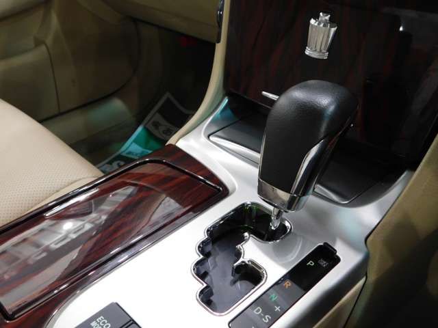 TOYOTA CROWN sedan 2012