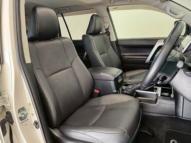 TOYOTA LANDCRUISER PRADO 2023