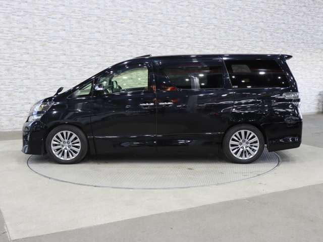TOYOTA VELLFIRE 2014
