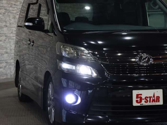 TOYOTA VELLFIRE 2014